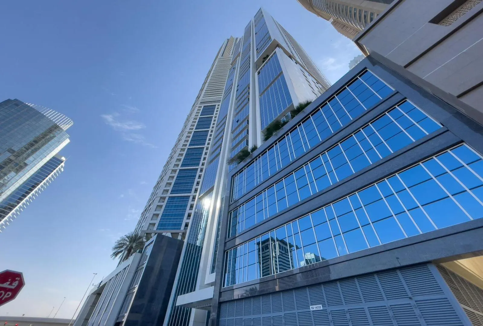 Dream Inn Apartments - Marina Arcade Tower Dubai 0*,